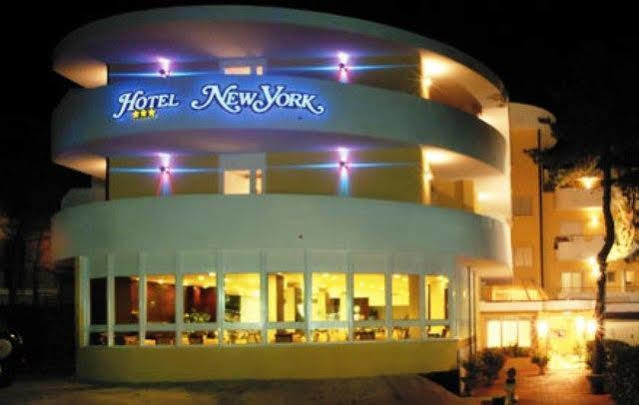 New York Hotel 4*